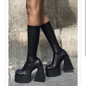 Naked Wolfe Jayden Black Stretch Platform Boots Size 9 Goth Punk Chunky Retro
